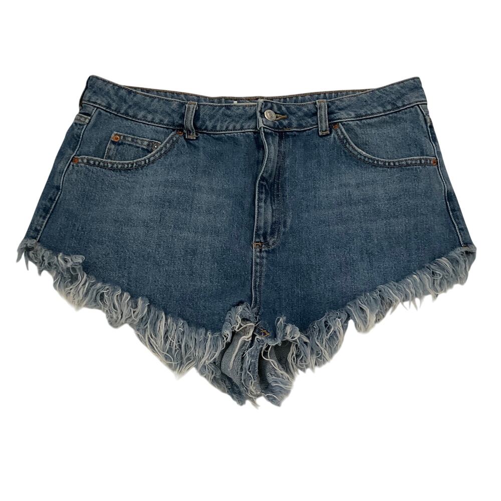 Topshop Moto‎ Kiri Denim Cutoff Shorts - Size 16
